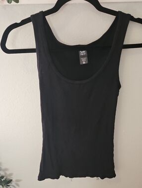 Alternative Black Women's Scoop Tank